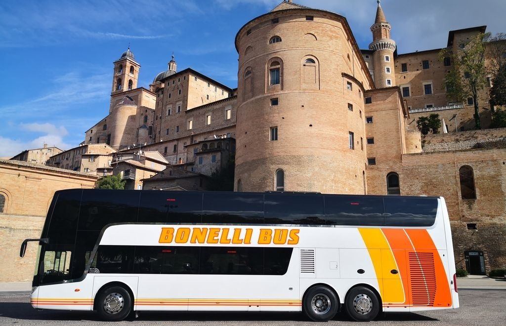 Bonelli bus Urbino